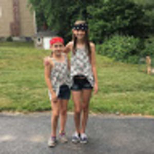 Meet your Posher, Elise